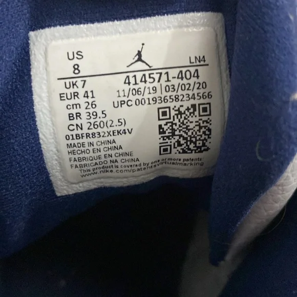 Jordan sneakers Used condition size Men 8 blue and white - Picture 4 of 5